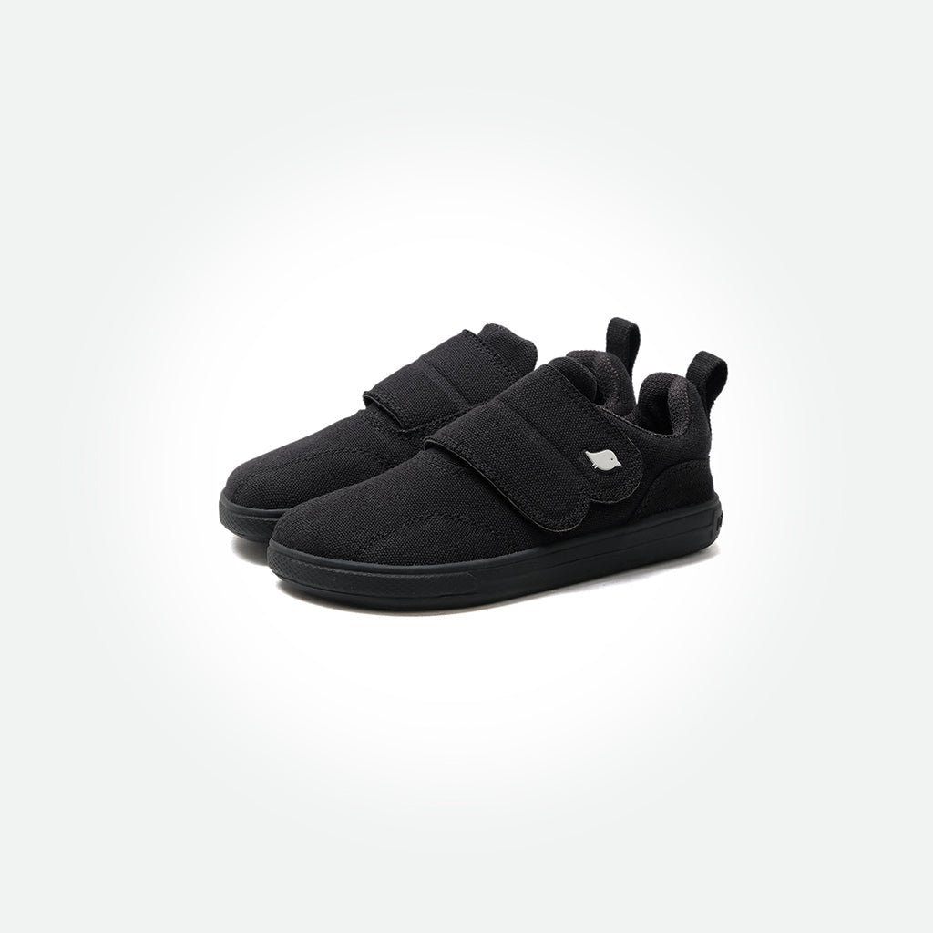 Badii Barefoot Sneakers - Black On Black - Pyopp Barefoot