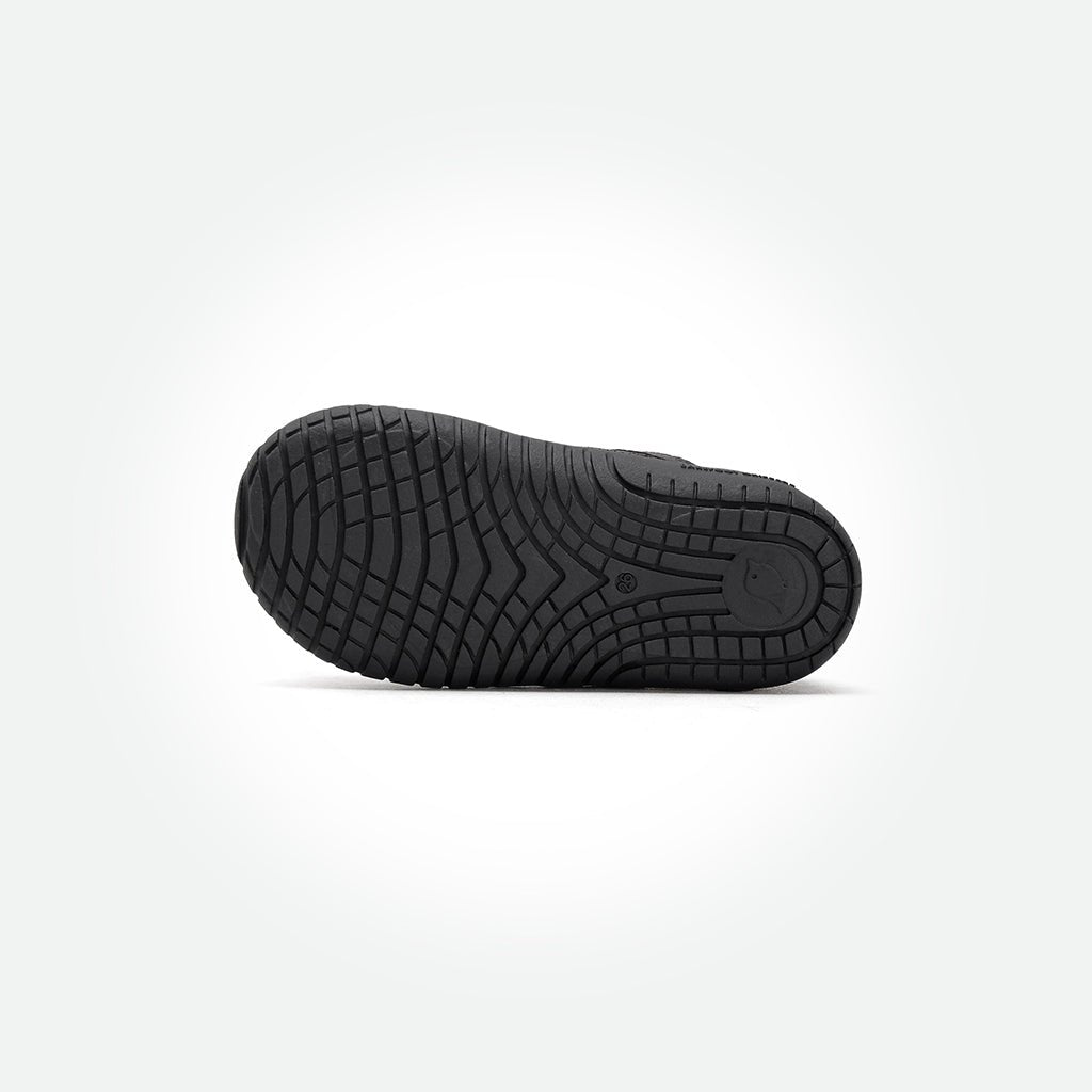 Poco Barefoot Sneakers - Black On Black - Pyopp Barefoot